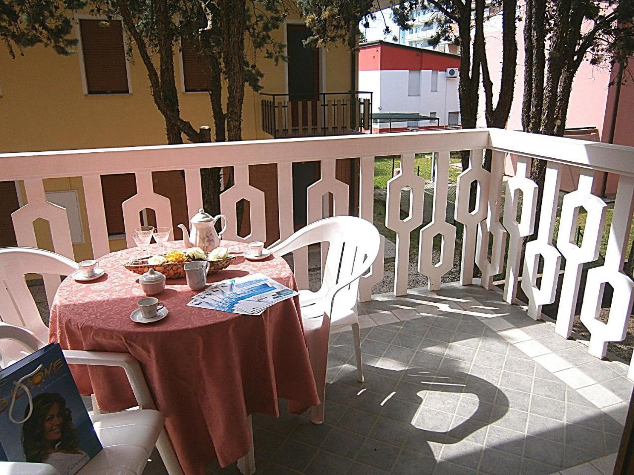 Castore Bibione Exteriör bild