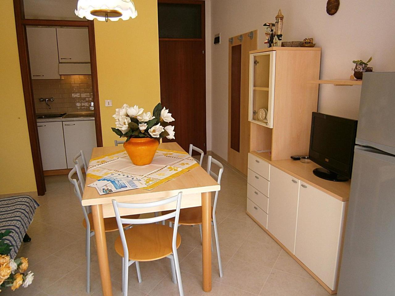 Castore Bibione Exteriör bild